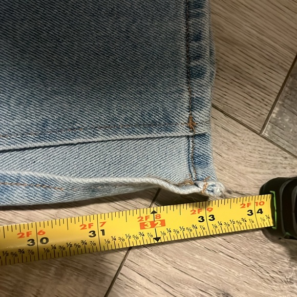 Good American Good Classic Split Hem Stretch Skinny Jeans - Picture 12 of 15